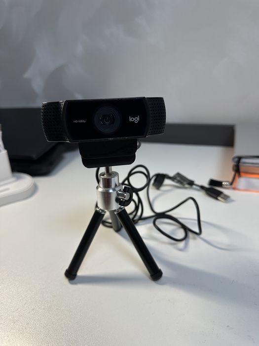 Веб камера Logitech