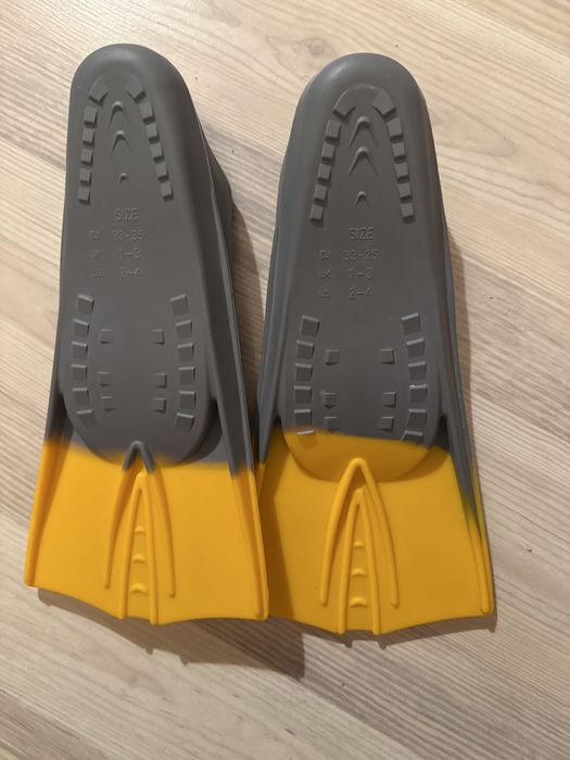 Ласты детские для занятий в бассейне