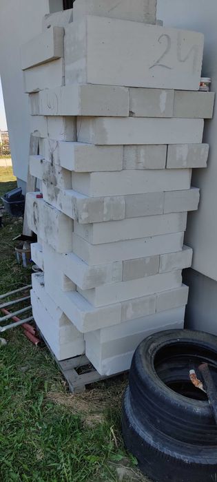 Pustaki h+h sprzedam