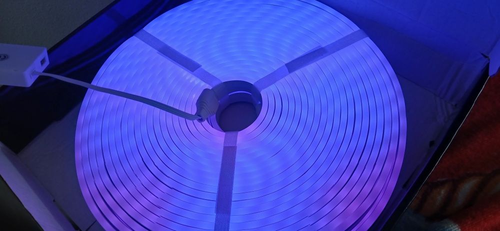 Fita led  RGB LED NEON,ideal para festas ,decoracao