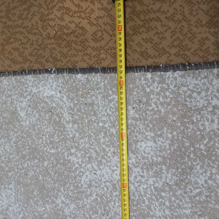 Овальный ковер на пол размер 1,42 х 2,55 метра, бежевый.