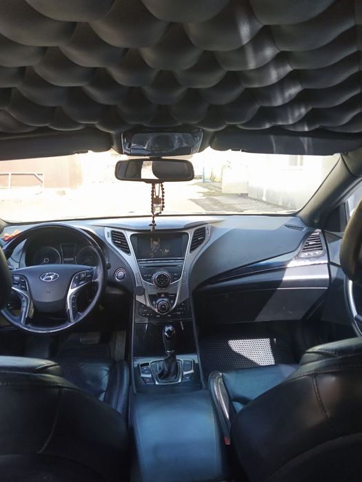 Продам комфортний автомобіль Hyunday Grandeur