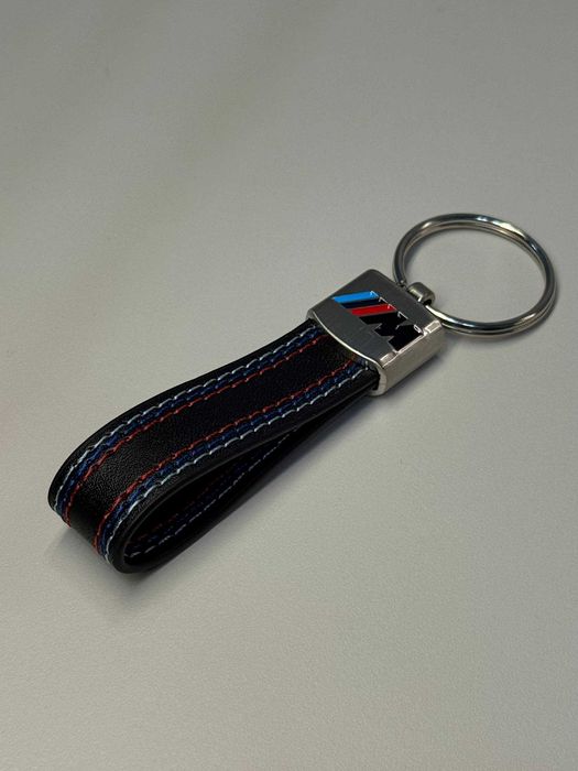 Брелок на ключ BMW БМВ M шкіра замша кожа плетений