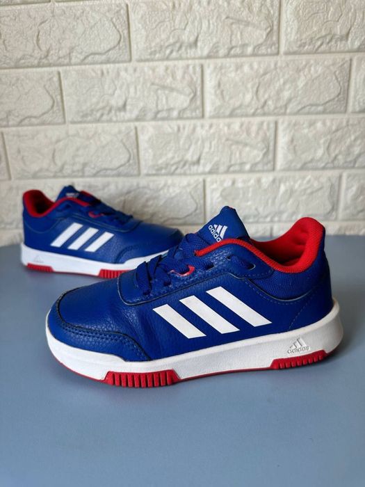 Кросовки Adidas 31.5p мокасини хайтопи кросівки