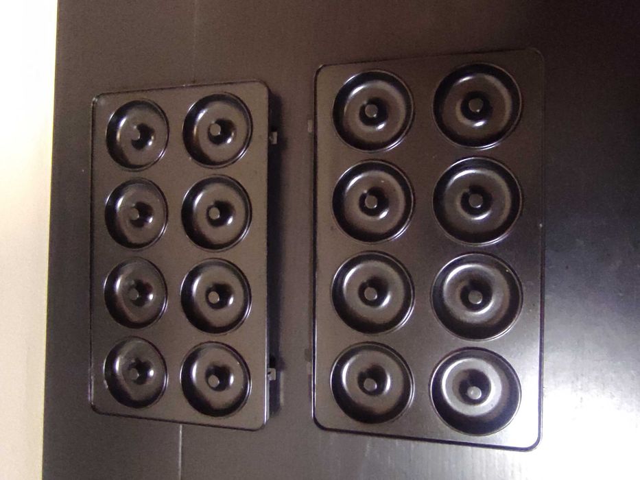 Máquinas waffles SilverCrest com 3 formas