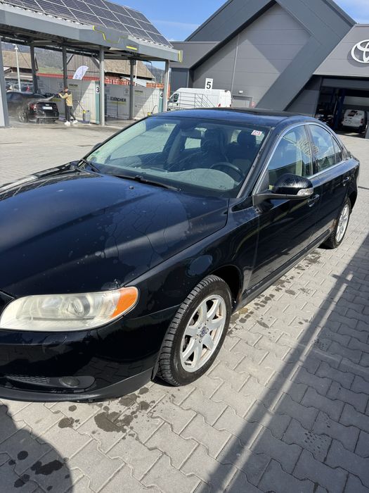 Volvo S80 2.4D sedan