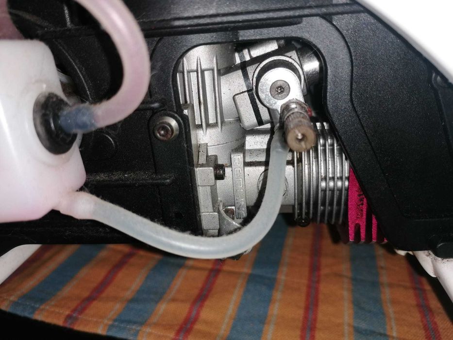 Helicóptero a gasolina