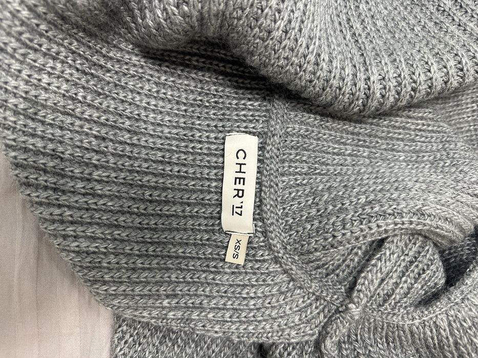 Продам жіночий світер