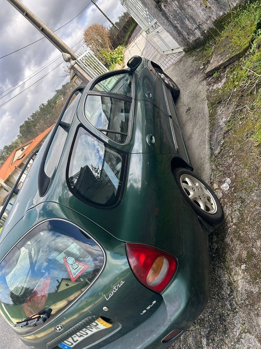 Hyundai lantra 1.6 16v-1999
