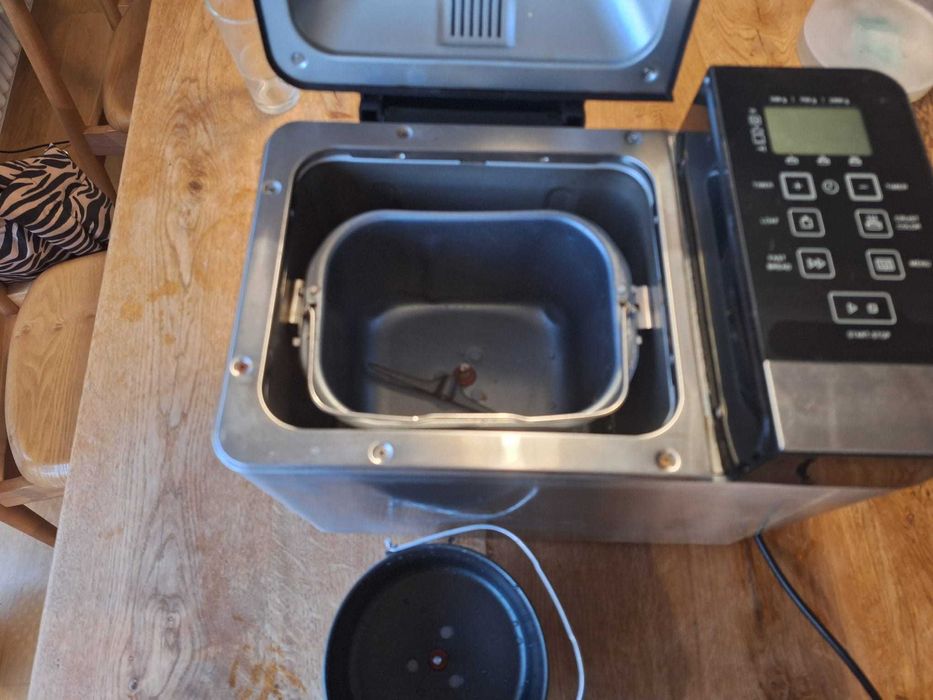 Wypiekacz do chleba ZELMER ZBM1600X (BM1600) srebrny