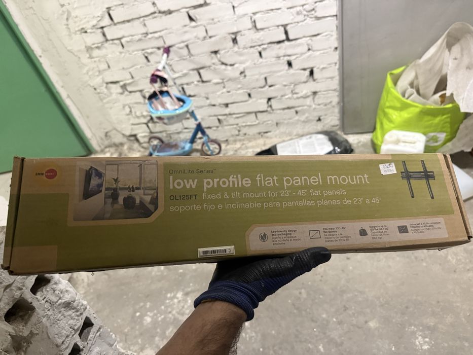 Wieszak na telewizor