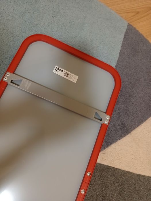 Ikea Lindbyn lustro czerwone 28x60