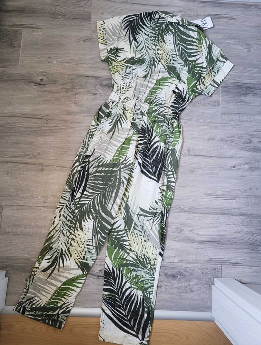 Letni tropikalny kombinezon wiskoza liście boho koszulowy