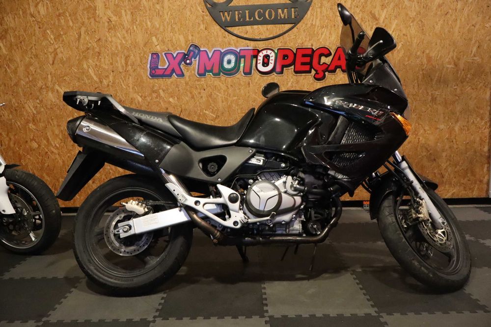 Honda Varadero 1000 de 2003 para peças.