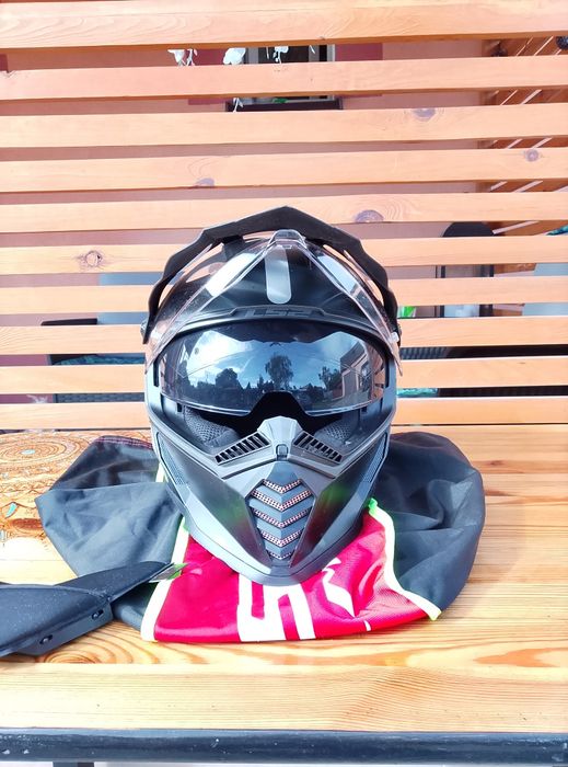 Kask motocyklowy LS2