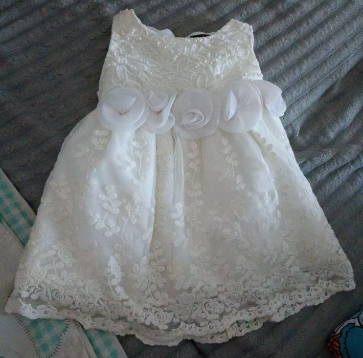 Śliczna sukienka/ chrzciny na 3 miesiace