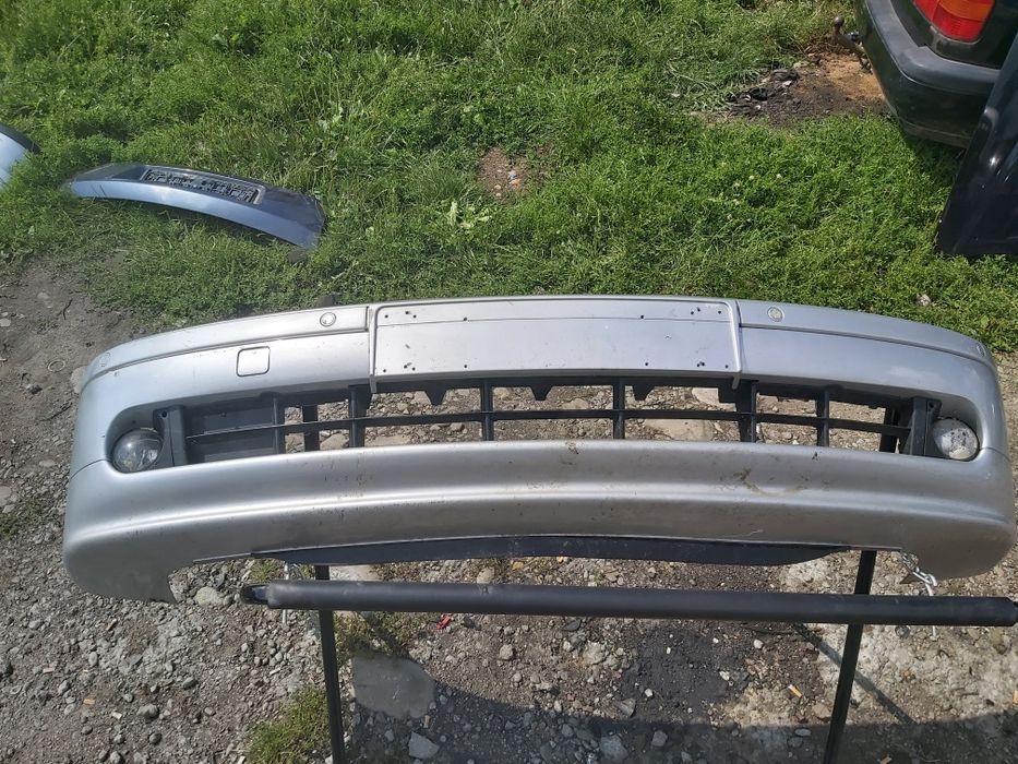 Zderzak przód e39 Lift pdc