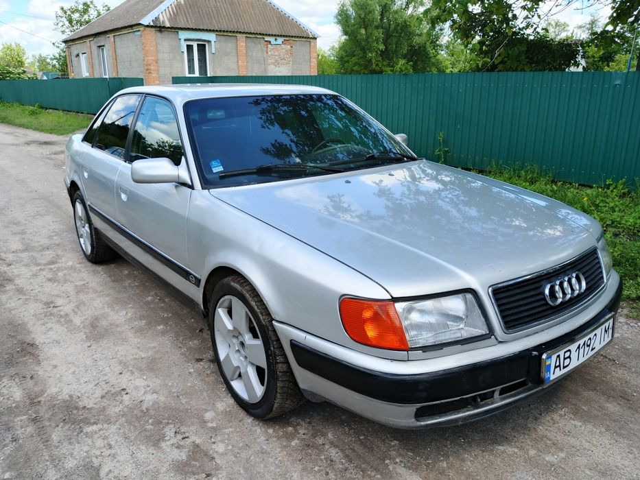 Продам ауді 100с4