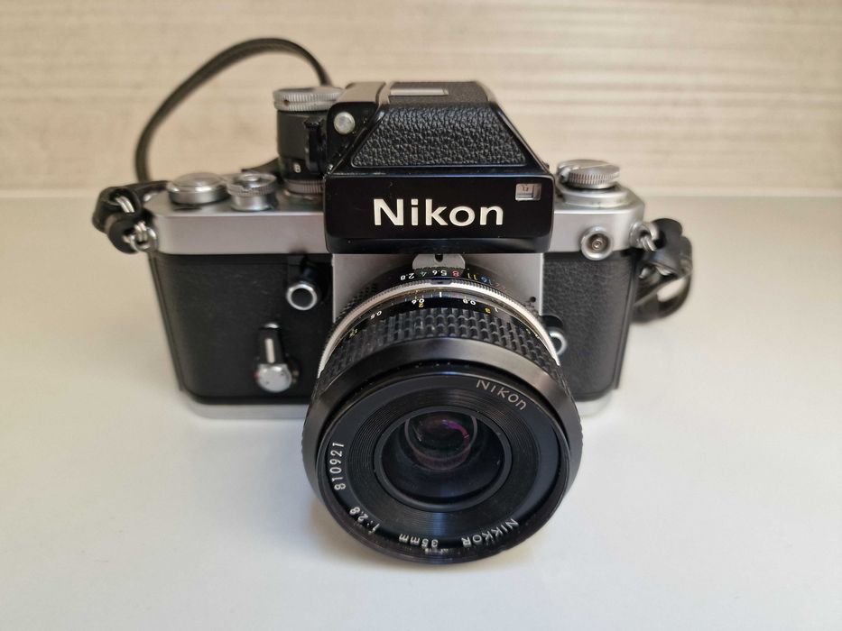 Nikon F2 Photomic analog 35mm + Nikkor 35mm f/2.8 Made in Japan