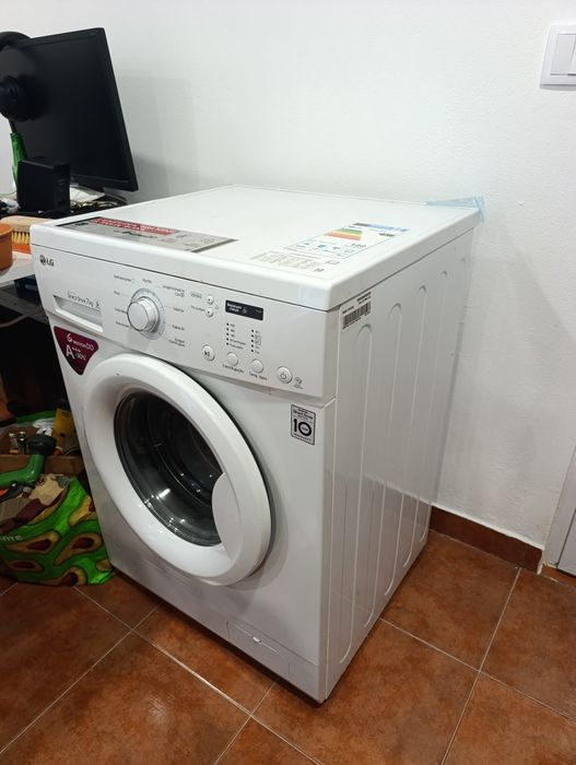 Maquina de lavar roupa LG 7KG