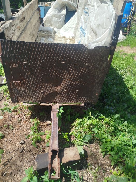 Продам тракторний причіп