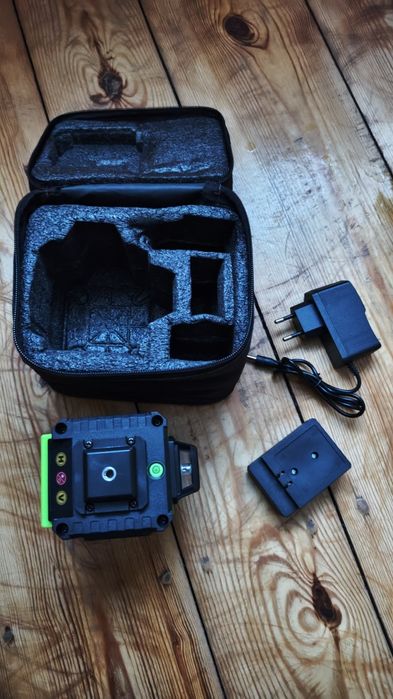 Лазерний рівень для різного користування