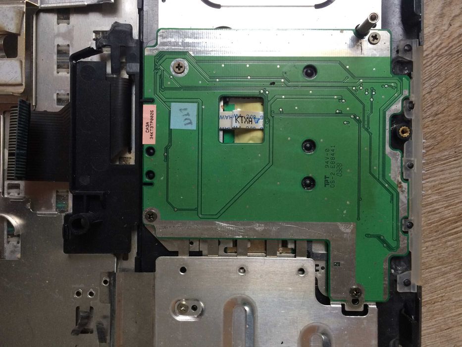 Ноутбук HP Pavilion ze4400 на запчасти. Клавиатура, дисплей, БП, HDD