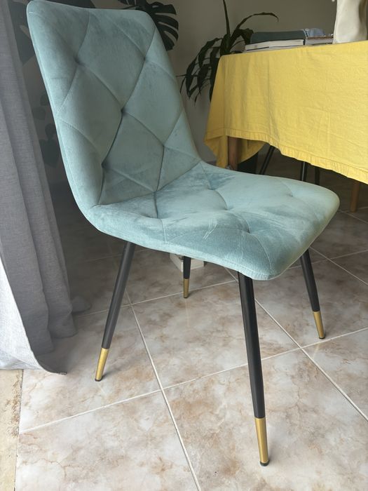 Conjunto de 4 cadeiras em veludo