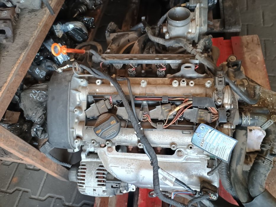 Silnik kompletny volkswagen golf VI 1.4 mpi cgga