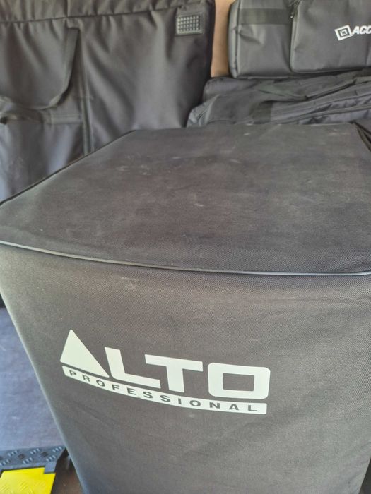 2x Subwoofer aktywny Alto TS318s, z crossoverem, stan idealny, 3 imprezy, pokrowiec