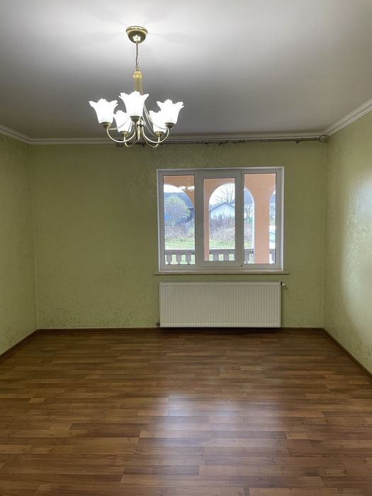 Продаж будинку в с. Панка — всього 5 хвилин до м. Сторожинець