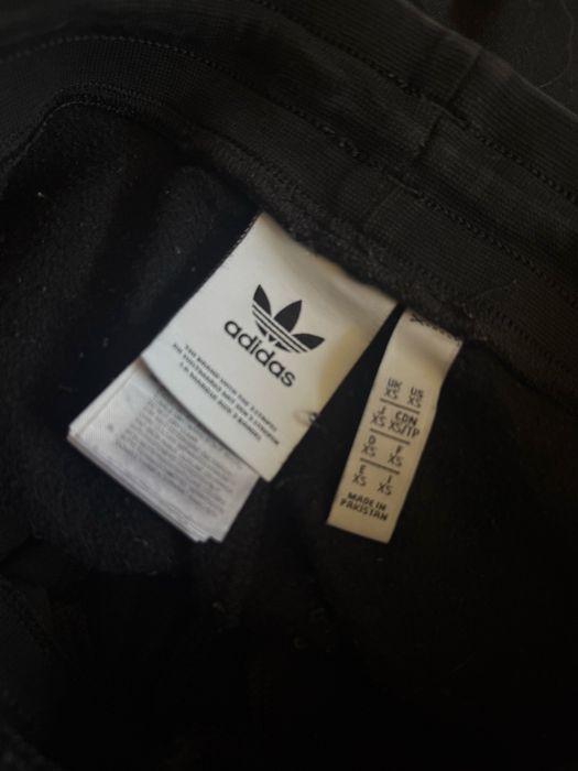 Sprzedam dresy adidas