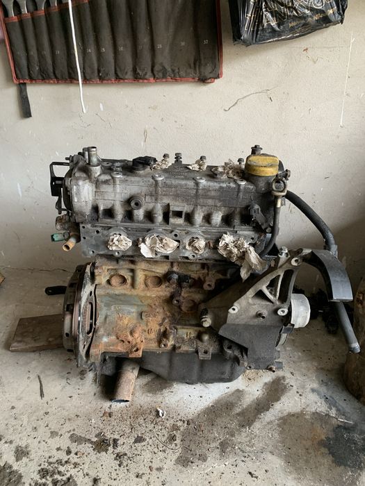 Мотор двигатель 1,4 бенз Fiat Doblo 263 ii 2017 целым или по запчастям