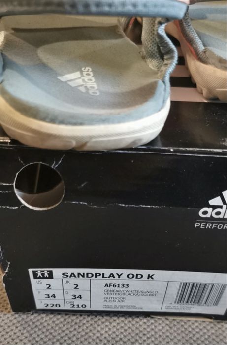 Sandały oryginalne firmy Adidas rozm. 34 dla dziewczy