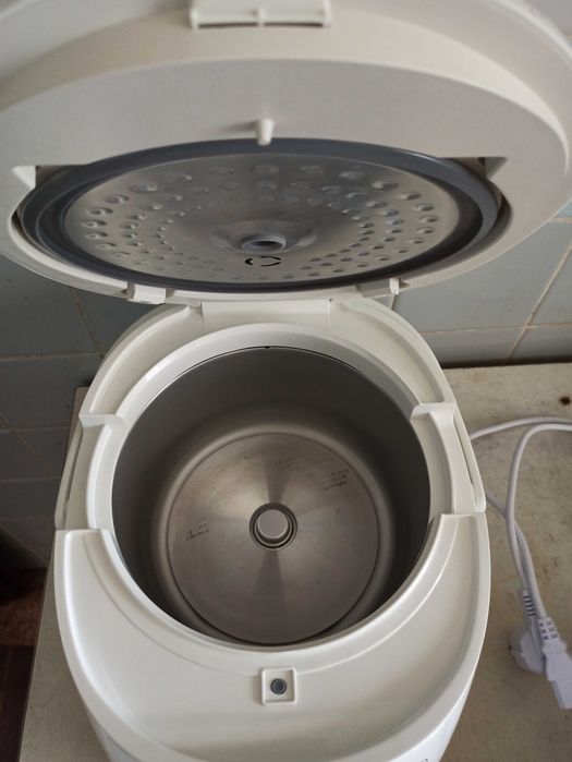 Мультиварка PHILIPS hd4731