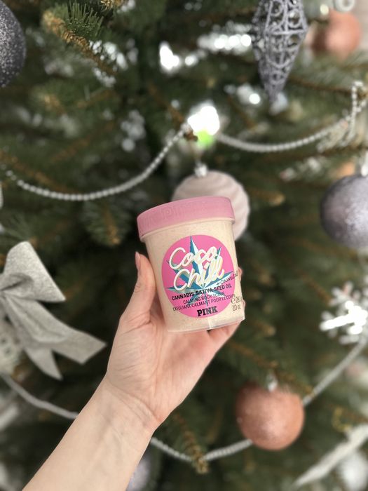 Скраб для тiла з серiï PINK вiд Victoria’s Secret