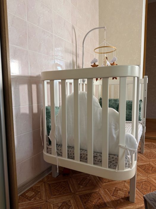 Дитяче ліжко 2 в 1  Veres монако + маятник, колеса