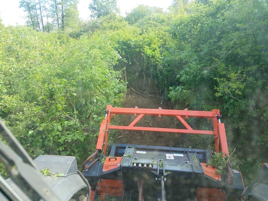 Mulczowanie wgłębne mulczer leśny czyszczenie działek  wycinka drzew