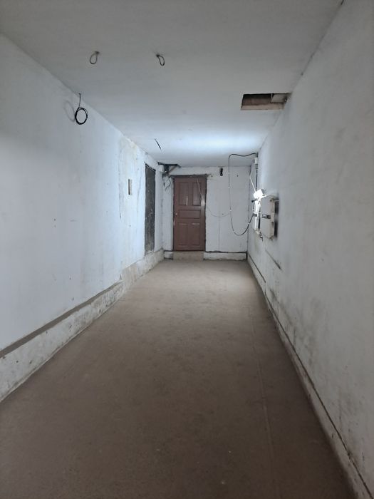 Продаж комерційного приміщення, с. Грабовець, 450 м²