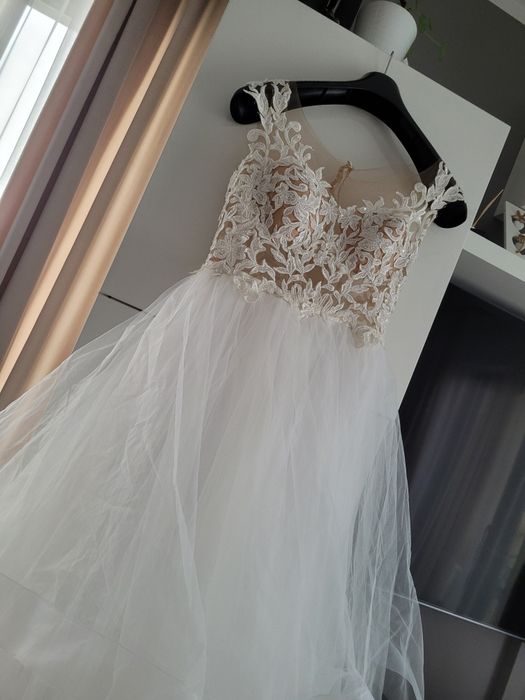 Suknia slubna tiulowa z koronkowa gora rozmiar 38 princess boho