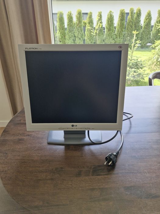 Monitor 17 cali LG Flatron L1715S