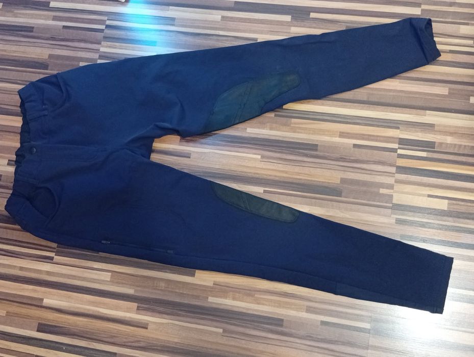 Bryczesy, spodnie na jazdę konną