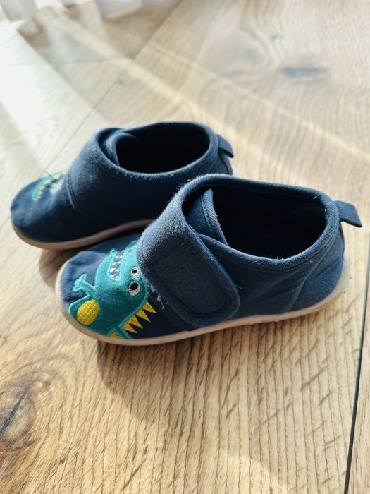 Buciki/ pantofelki Cool Club rozmiar 25