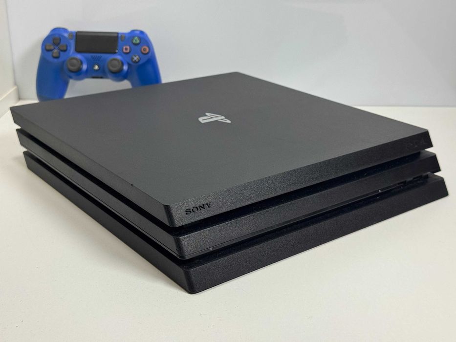 Konsola PlayStation 4 Pro CUH-7216B 1TB z Padem Super Stan
