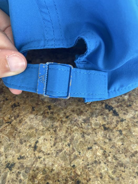 Boné azul adidas infantil