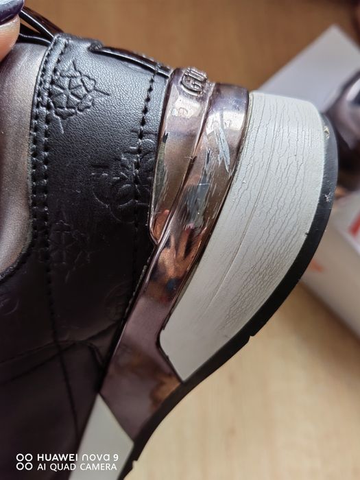 Buty oryginalne Guess