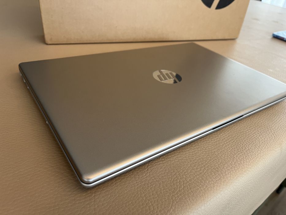 Vendo ou Troco  – Como Novo 32gb ram i5 ultra