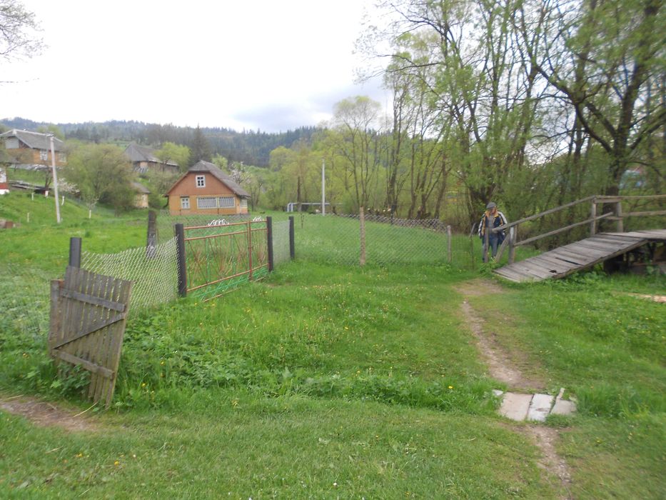 Житловий будинок та земельна ділянка 55,3 сот. с.Козьова