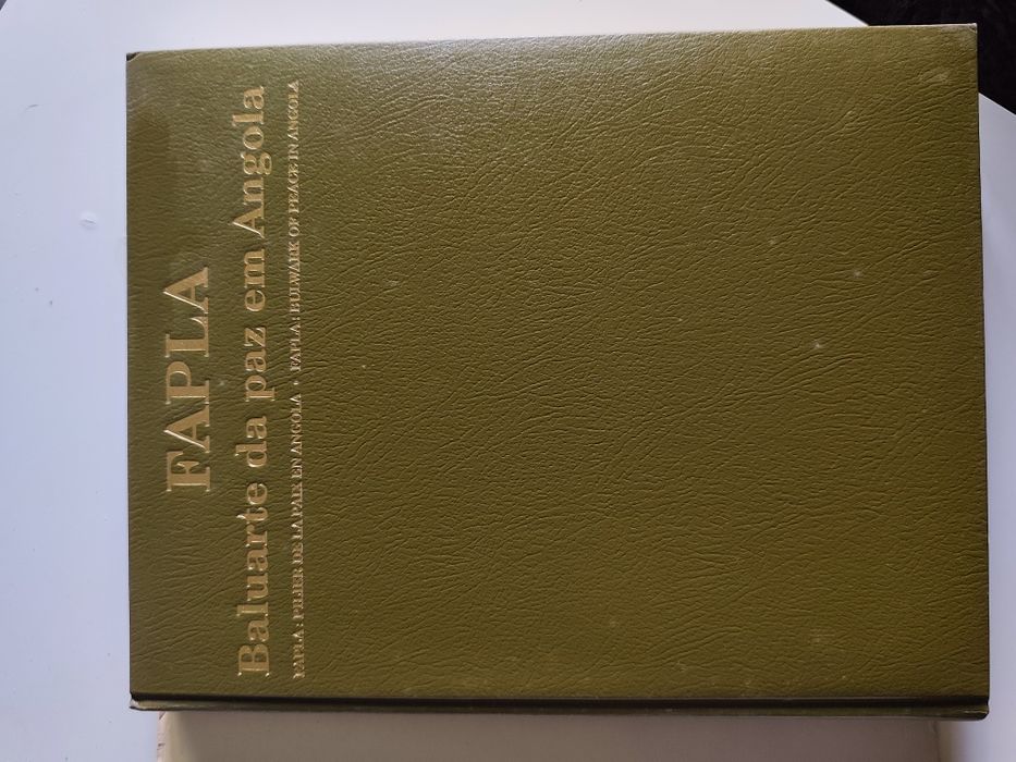 Fapla Baluarte da paz em Angola Raro