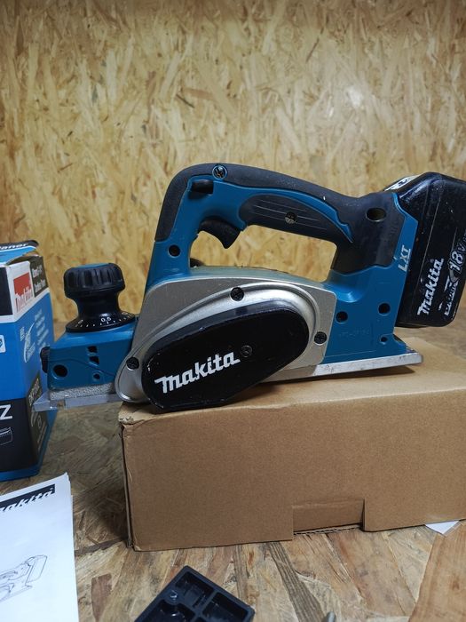 Strug akumulatorowy Makita dkp180 + Aku 5ah